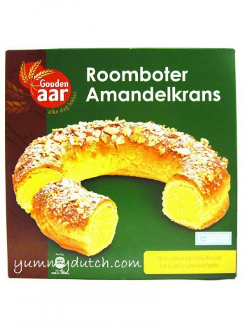 Gouden Aar Almond Paste Christmas Wreath