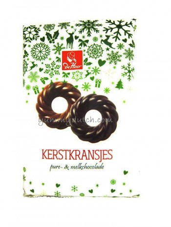 De Heer Milk And Dark Chocolate Wreaths